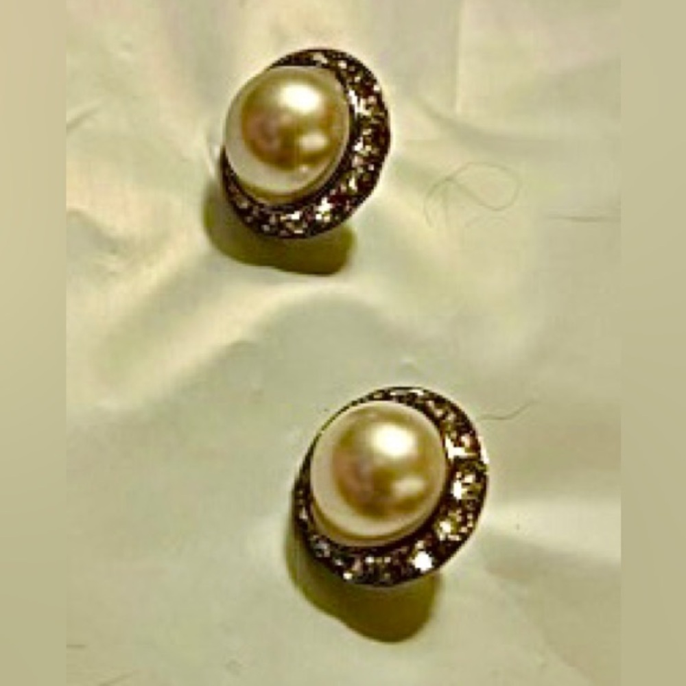 Vintage Faux PEARL STUD Earrings, Silver Tone w/Halo of Rhinestones Button Style